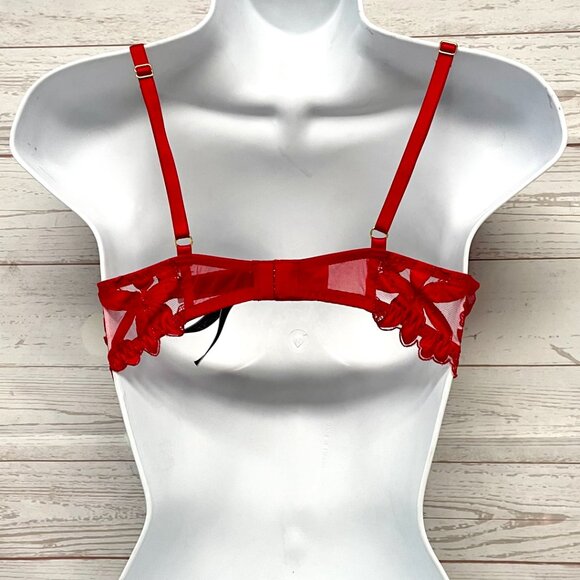 Victoria's Secret Very Sexy Shine Strappy Bra - Picture 5 of 11